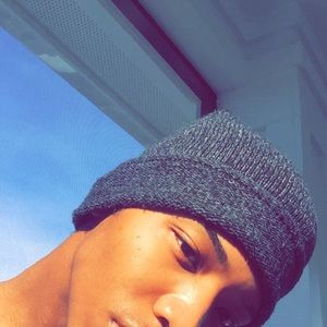 Meet your Posher, Julian